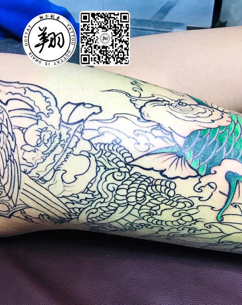 鱼 鱼鳞纹身图片_腿部新传统纹身图案