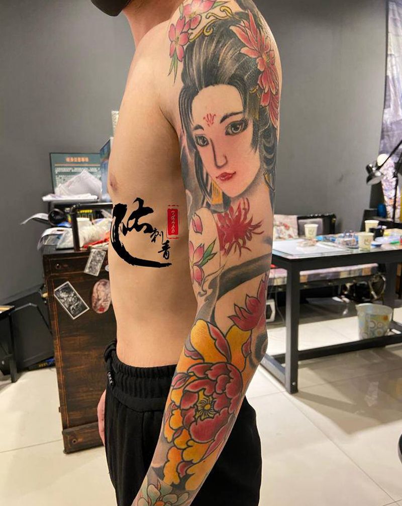 艺妓花臂纹身图片_手臂新传统纹身图案