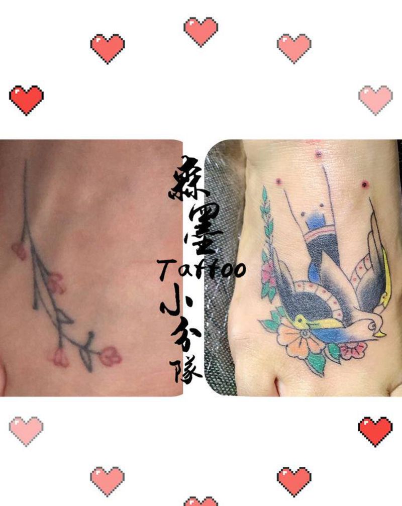 燕子遮盖纹身图片_脚部纹身图案