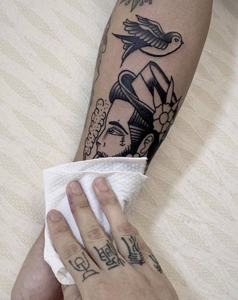 Old school纹身图片_手臂Old School纹身图案