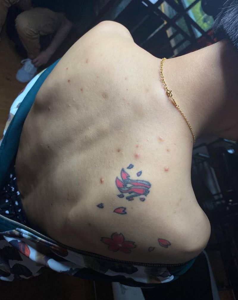 疤痕及旧图遮盖纹身图片_背部纹身图案