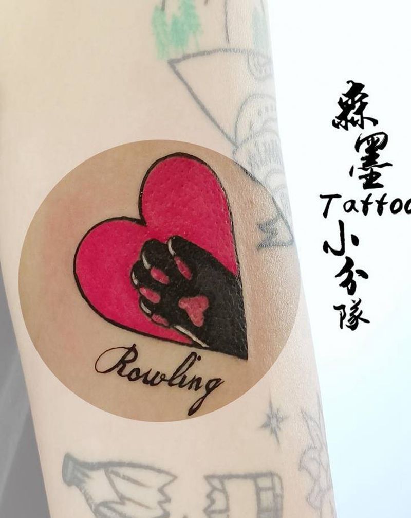 猫爪纹身图片_手部纹身图案