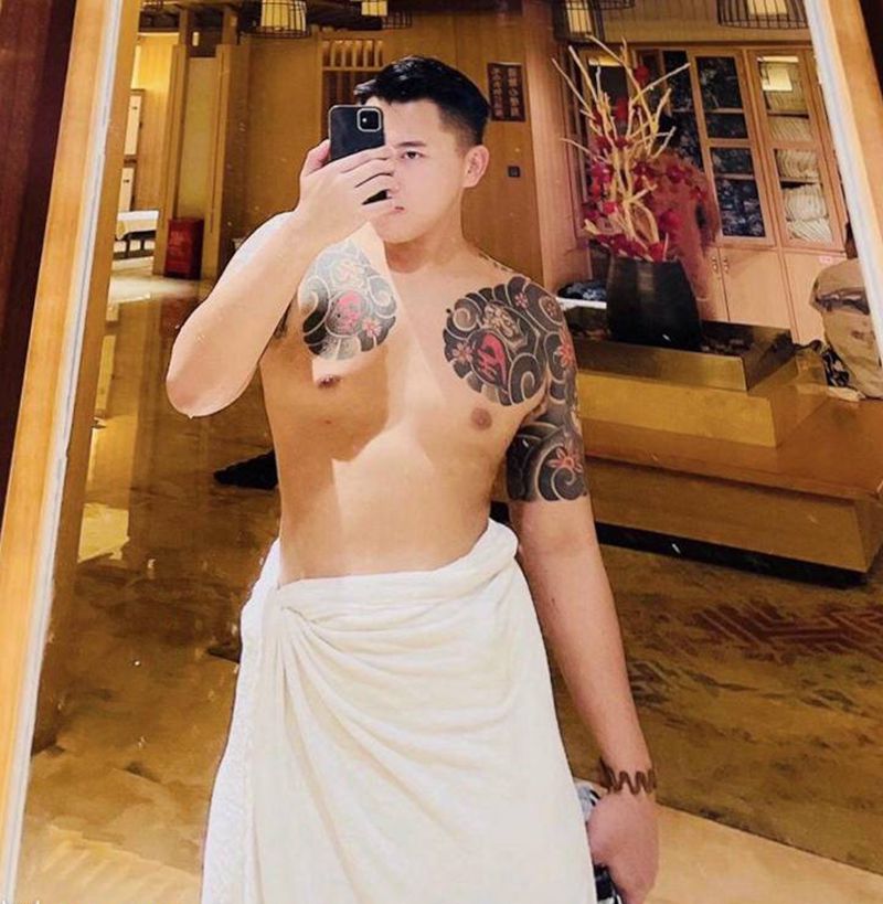 自家客人买家秀#秀纹身图片_老传统半甲纹身图案