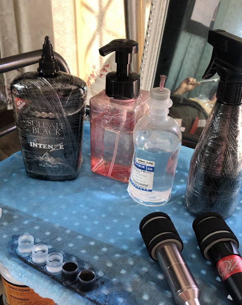 工作环境#纹身图片_工作台纹身图案