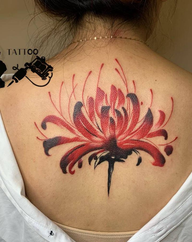 彼岸花纹身图片_背部水墨纹身图案