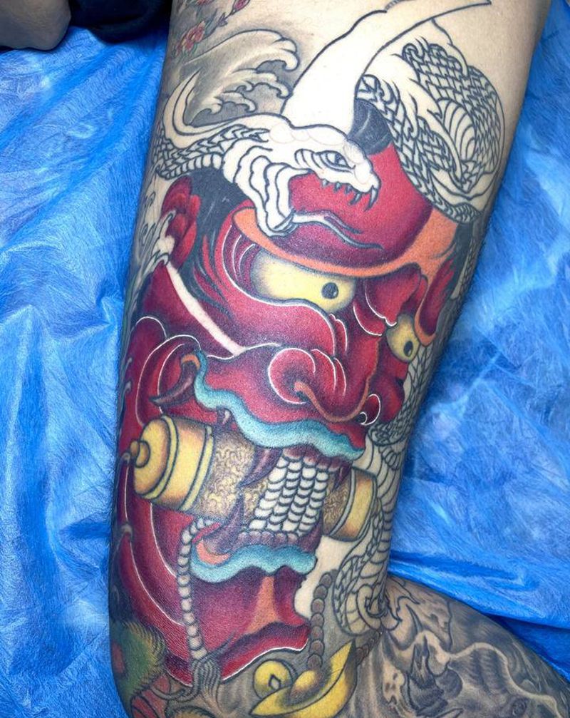 班诺纹身图片_腿部纹身图案