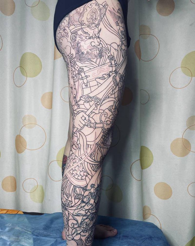 天王纹身图片_腿部新传统纹身图案