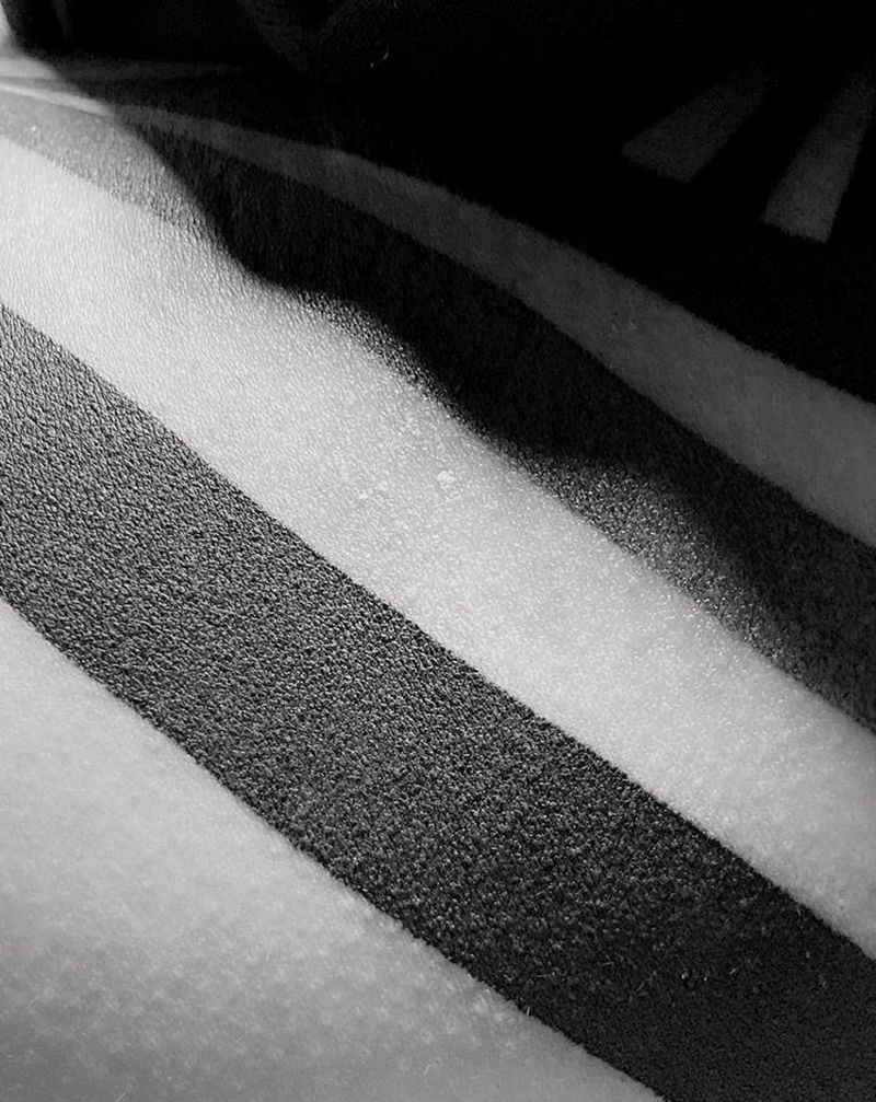 几何满背纹身图片_背部几何点刺纹身图案