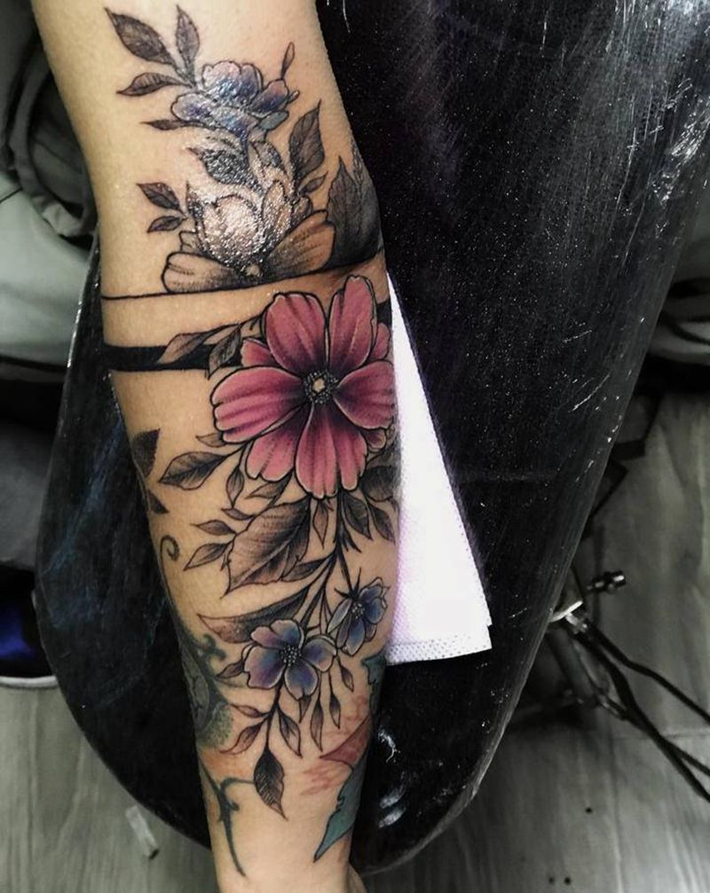 素花纹身图片_手臂水彩纹身图案