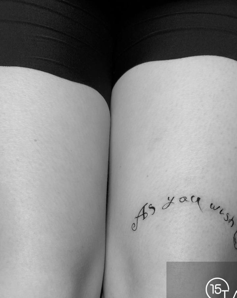 字母纹身图片_腿部纹身图案