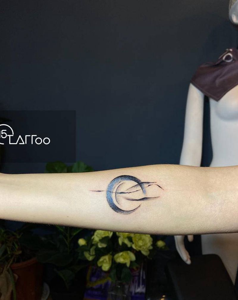 月纹身图片_手臂纹身图案