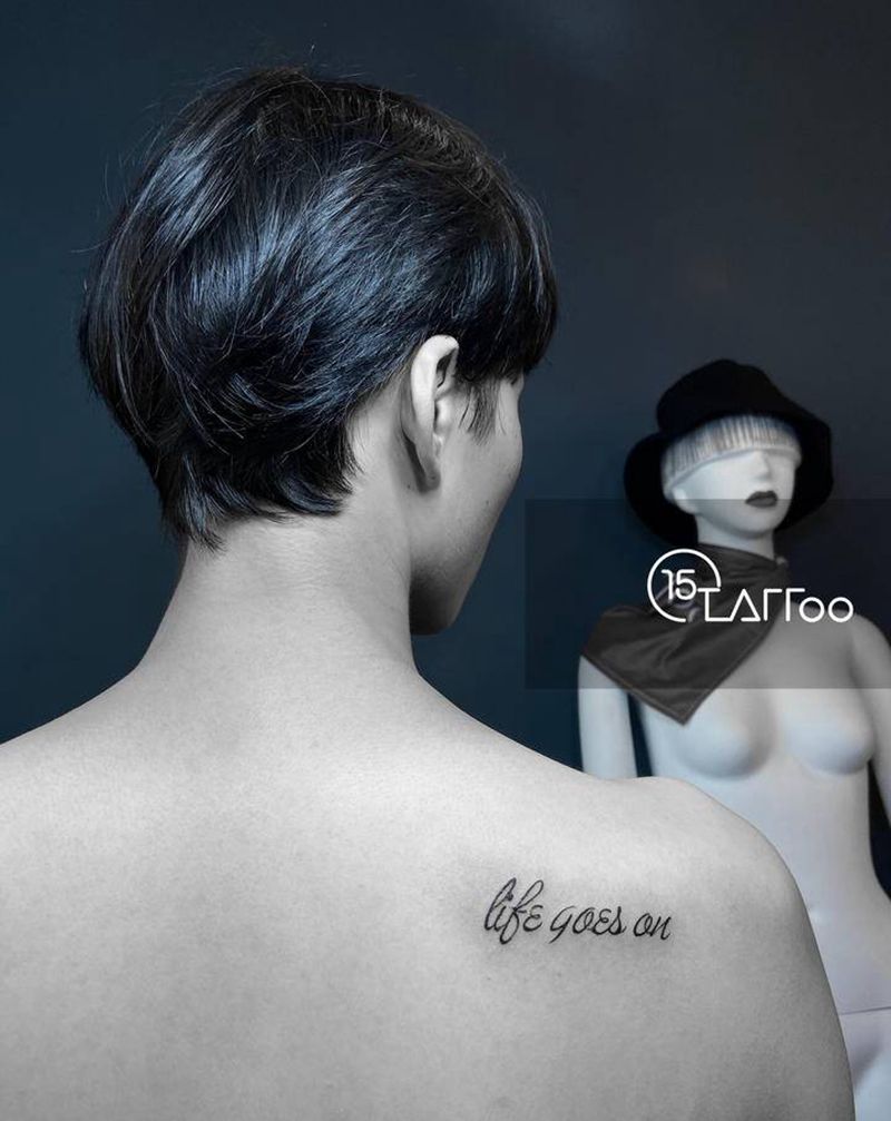 字母纹身图片_背部纹身图案