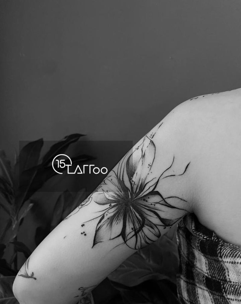 花纹身图片_手部纹身图案