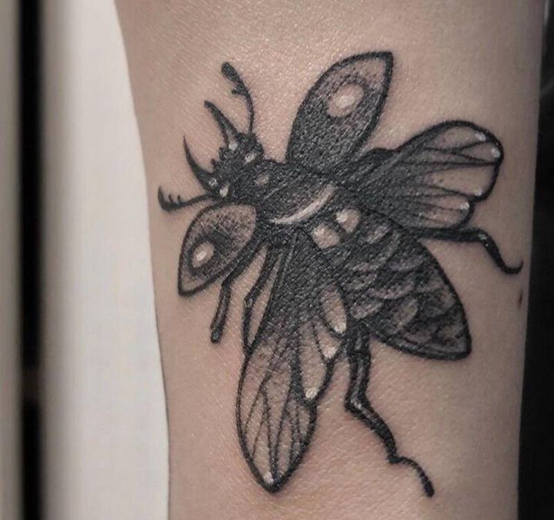 遮盖纹身图片_手部点刺纹身图案