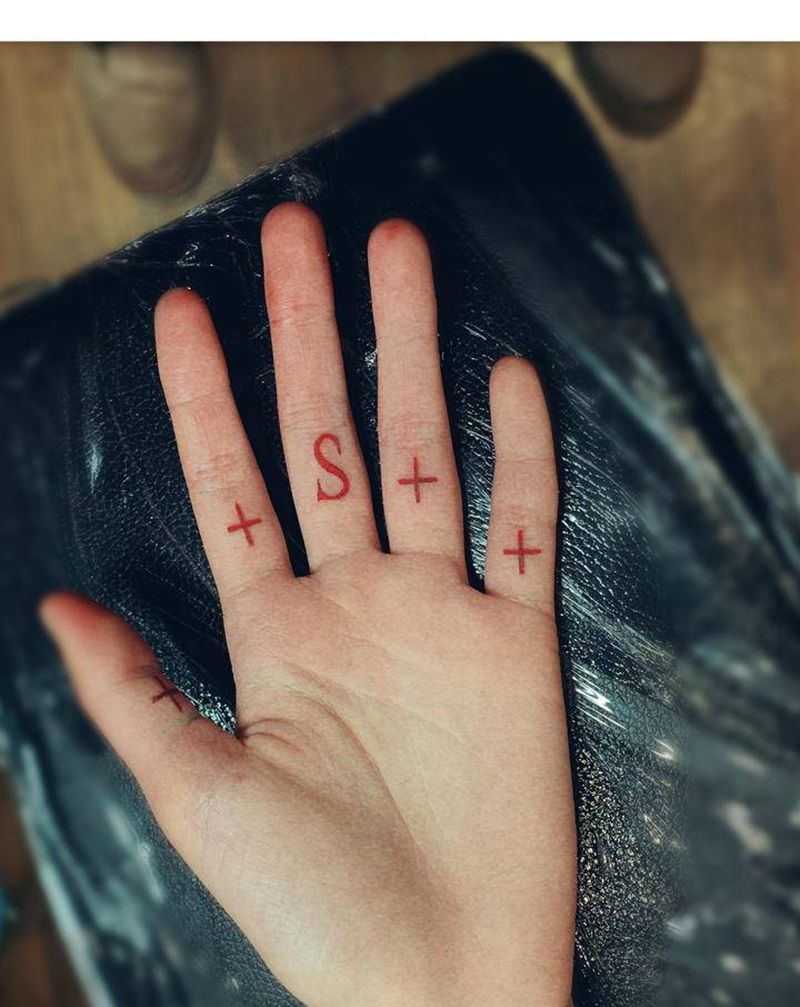 S+纹身图片_手部纹身图案