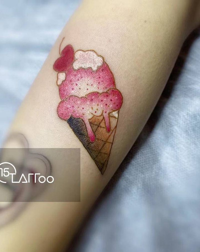 冬吃雪糕纹身图片_手部纹身图案
