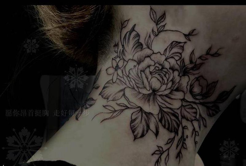 素花  遮盖纹身图片_颈部几何纹身图案