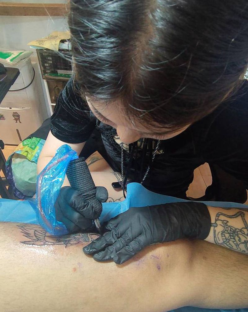 期待成品纹身图片_腿部Old School纹身图案