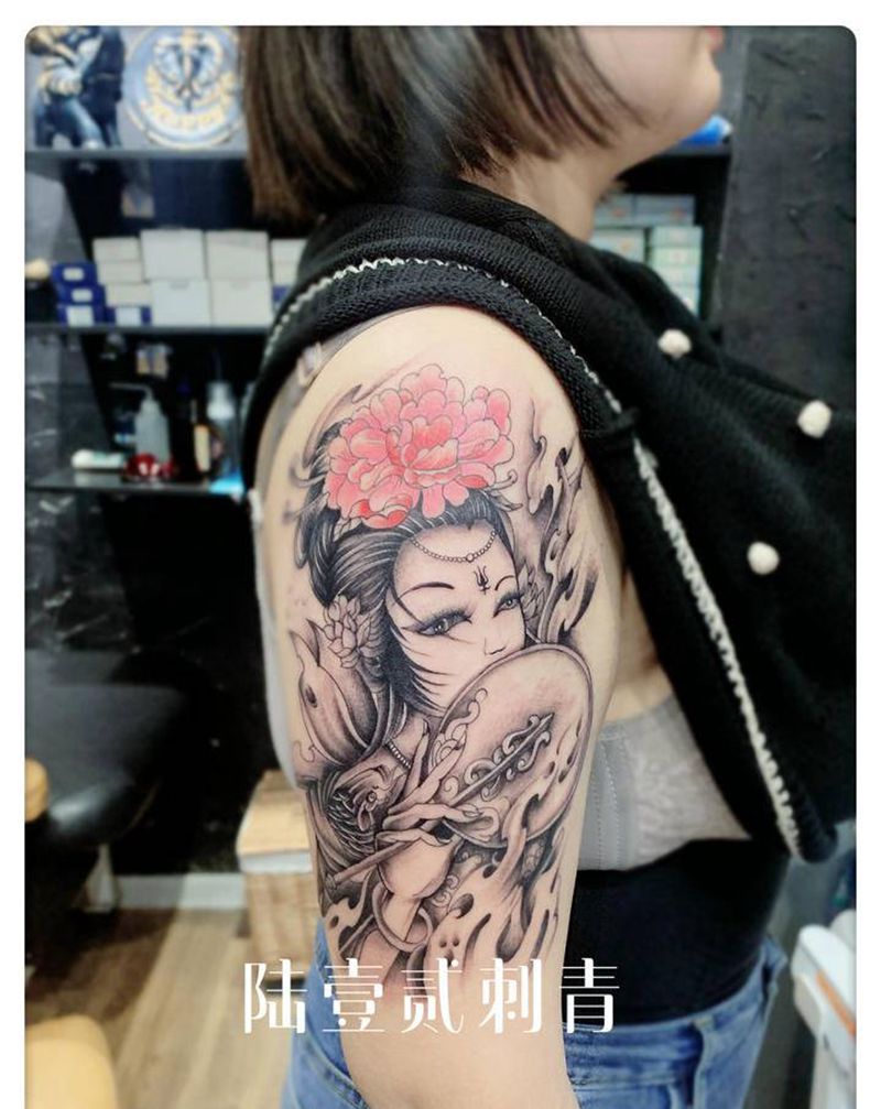 艺妓纹身图片_新传统纹身图案