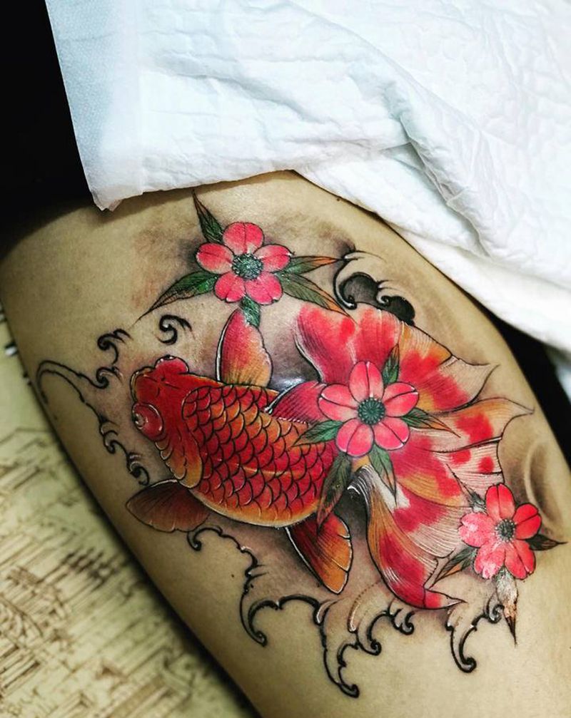 金鱼耶纹身图片_腿部老传统水彩纹身图案