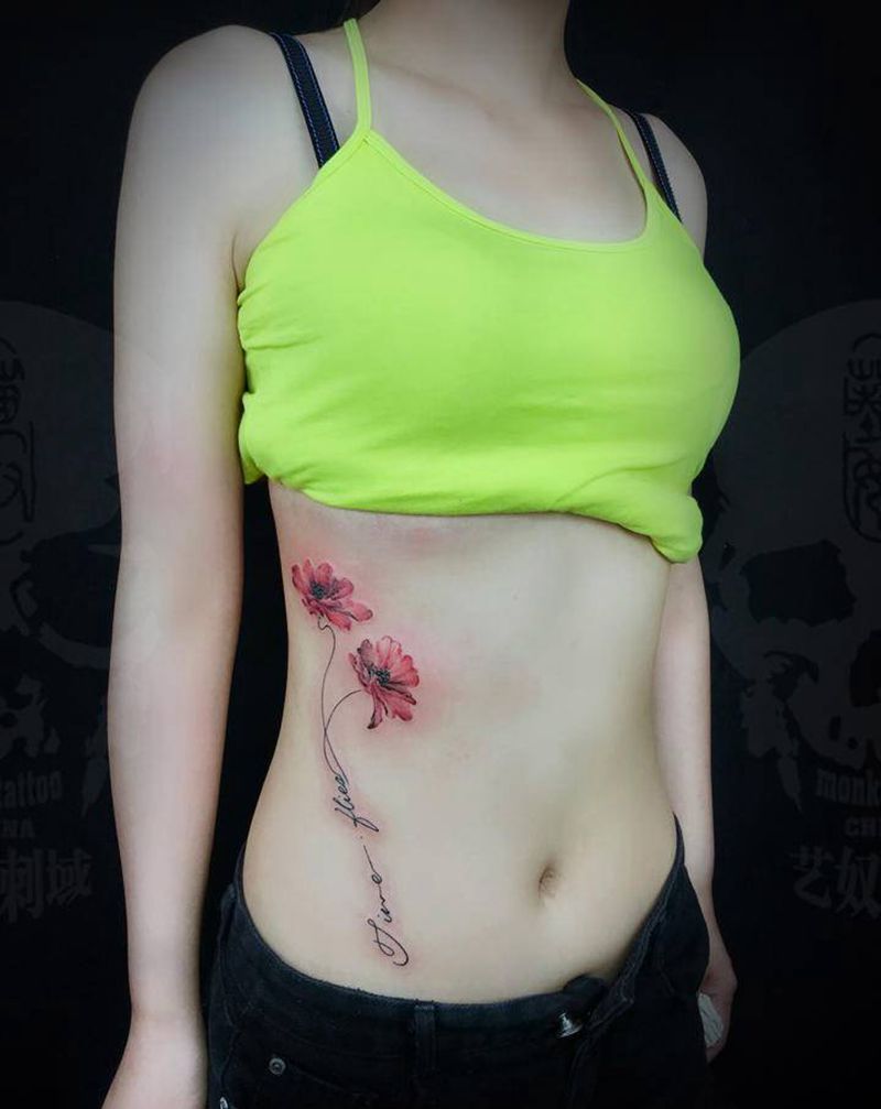 侧腰创作纹身图片_腹部水彩纹身图案