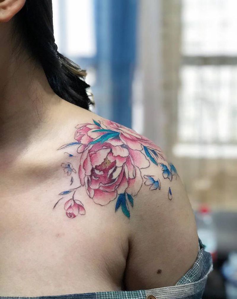 肩花纹身图片_肩部纹身图案