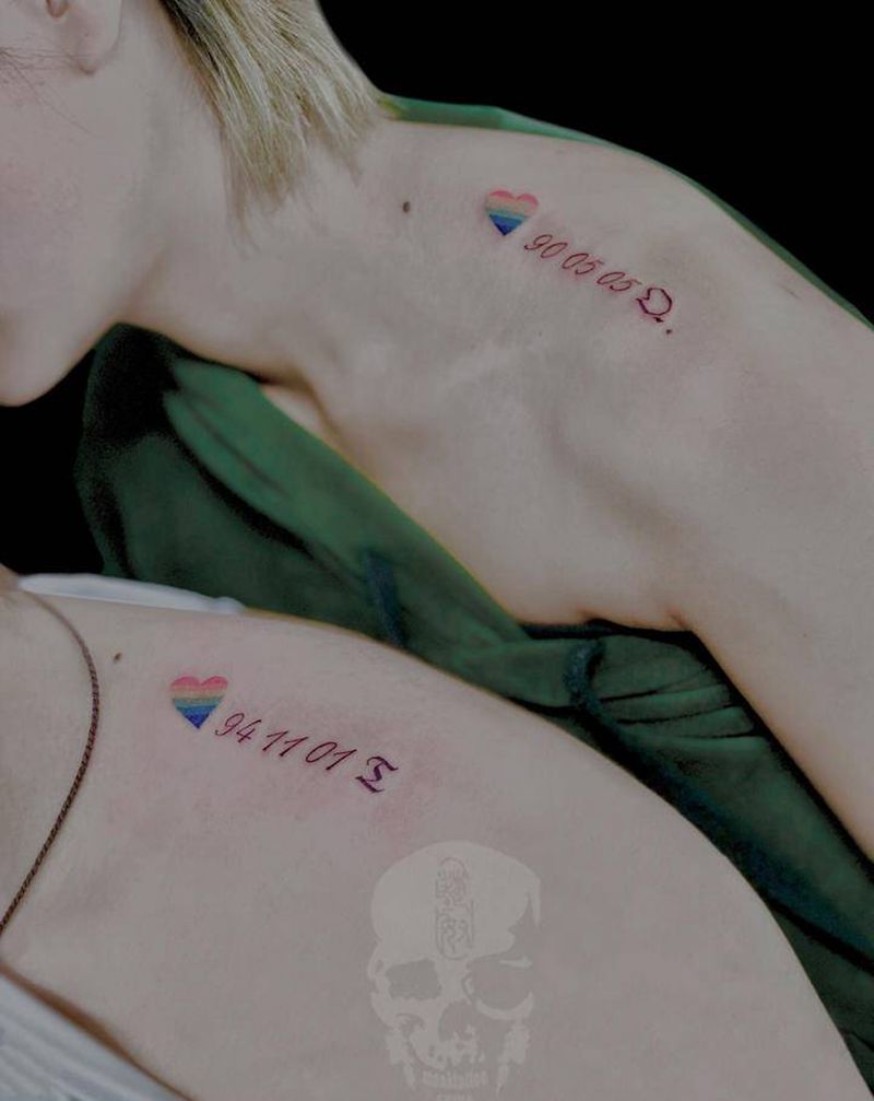 闺蜜纹身纹身图片_肩部纹身图案