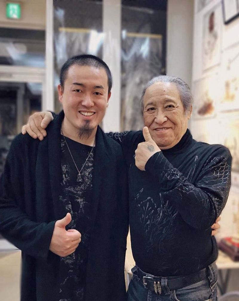 日本虎狼展纹身图片_艺奴刺域纹身图案