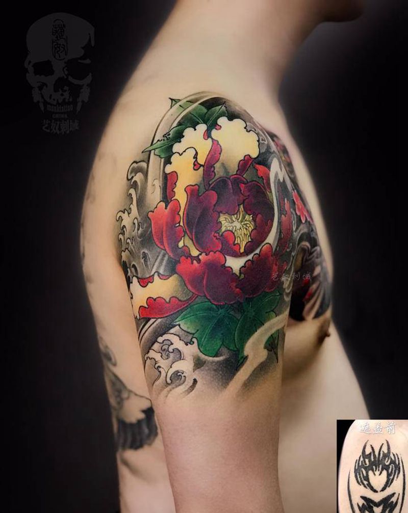 传统半胛纹身图片_手臂胸部老传统艺妓纹身图案