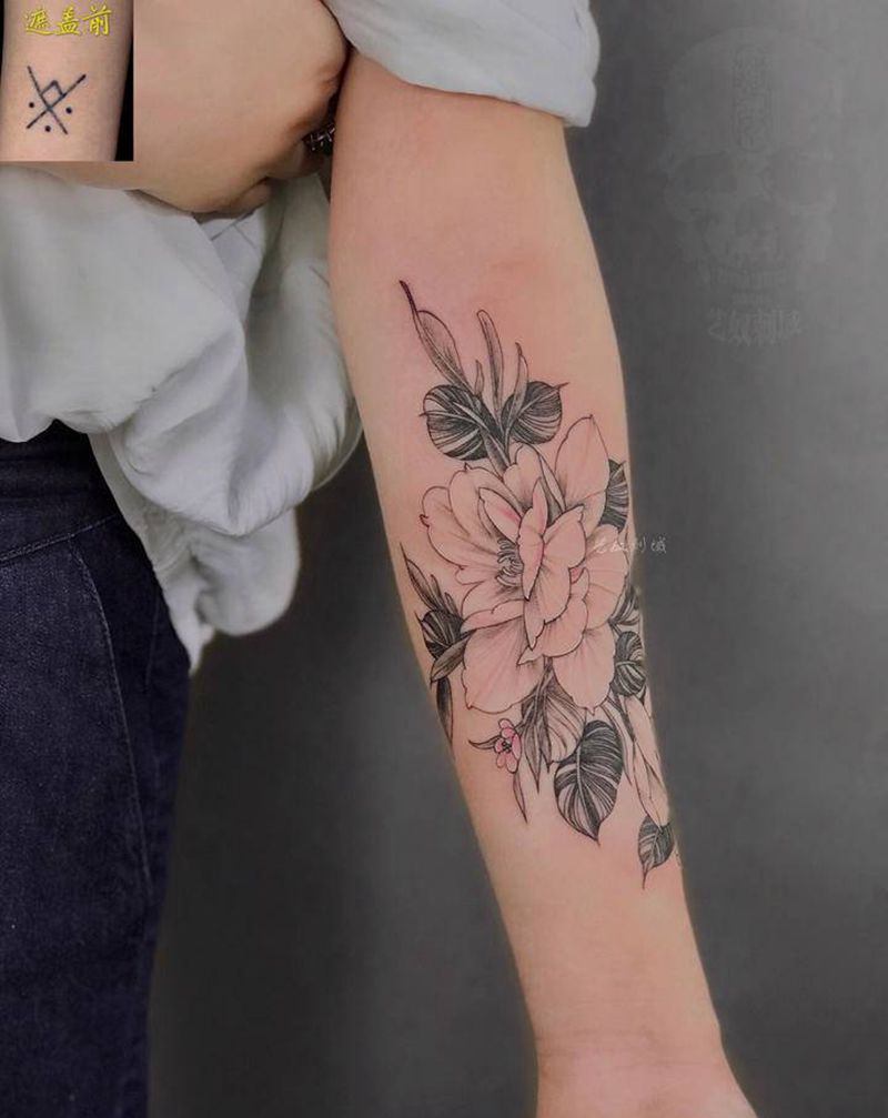 素花遮盖纹身图片_手臂纹身图案