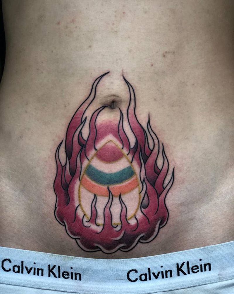 宝珠纹身图片_腹部老传统纹身图案