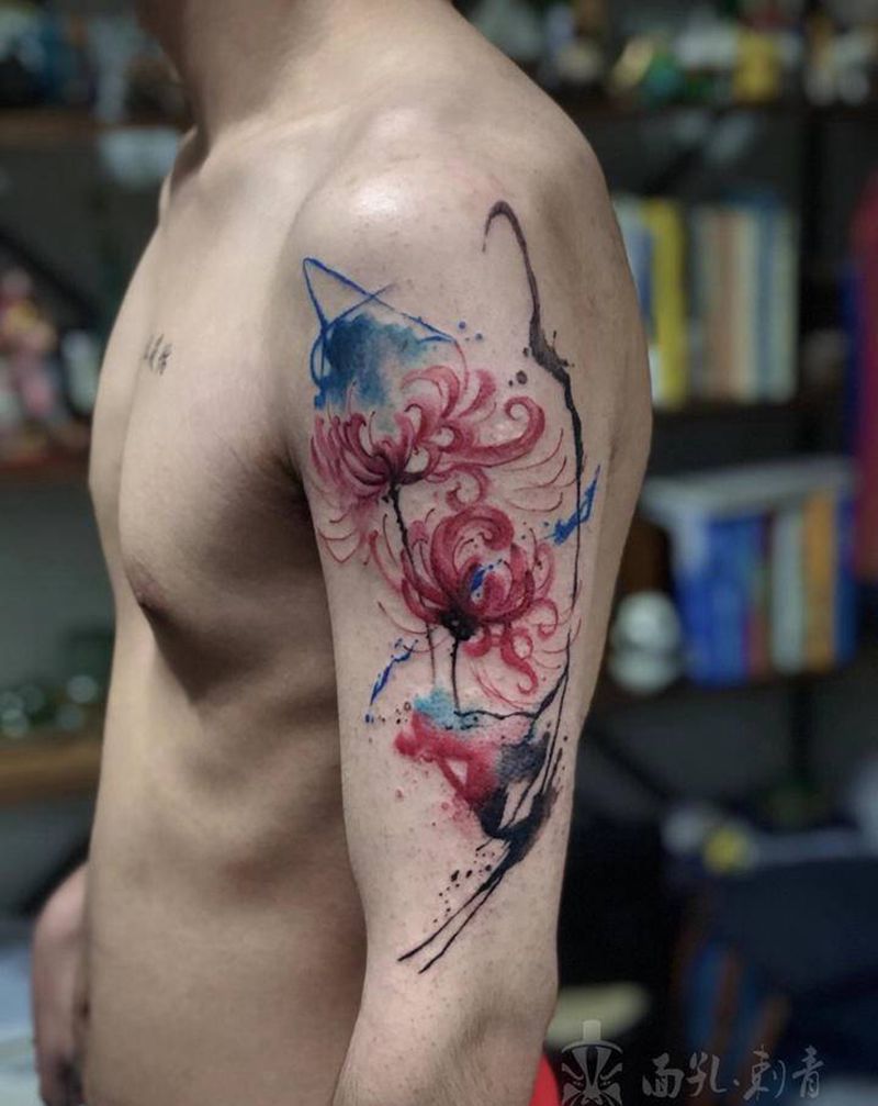 彼岸花开纹身图片_手臂水彩水墨纹身图案