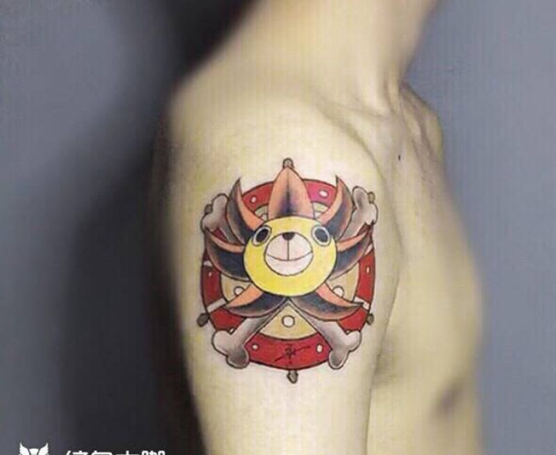 海贼万里阳光纹身图片_手臂肩部几何Old School纹身图案