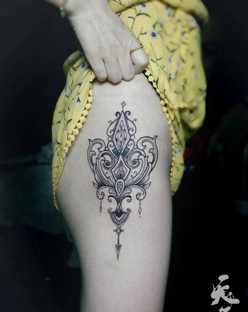 西安天予刺青黑灰作品纹身图片_腿部纹身图案