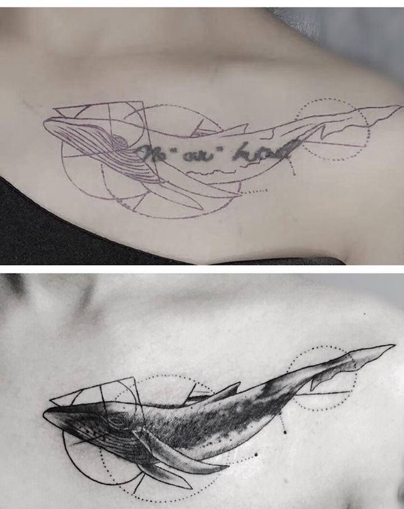 何为鲸落纹身图片_肩部胸部几何点刺鲸鱼遮盖字母纹身图案