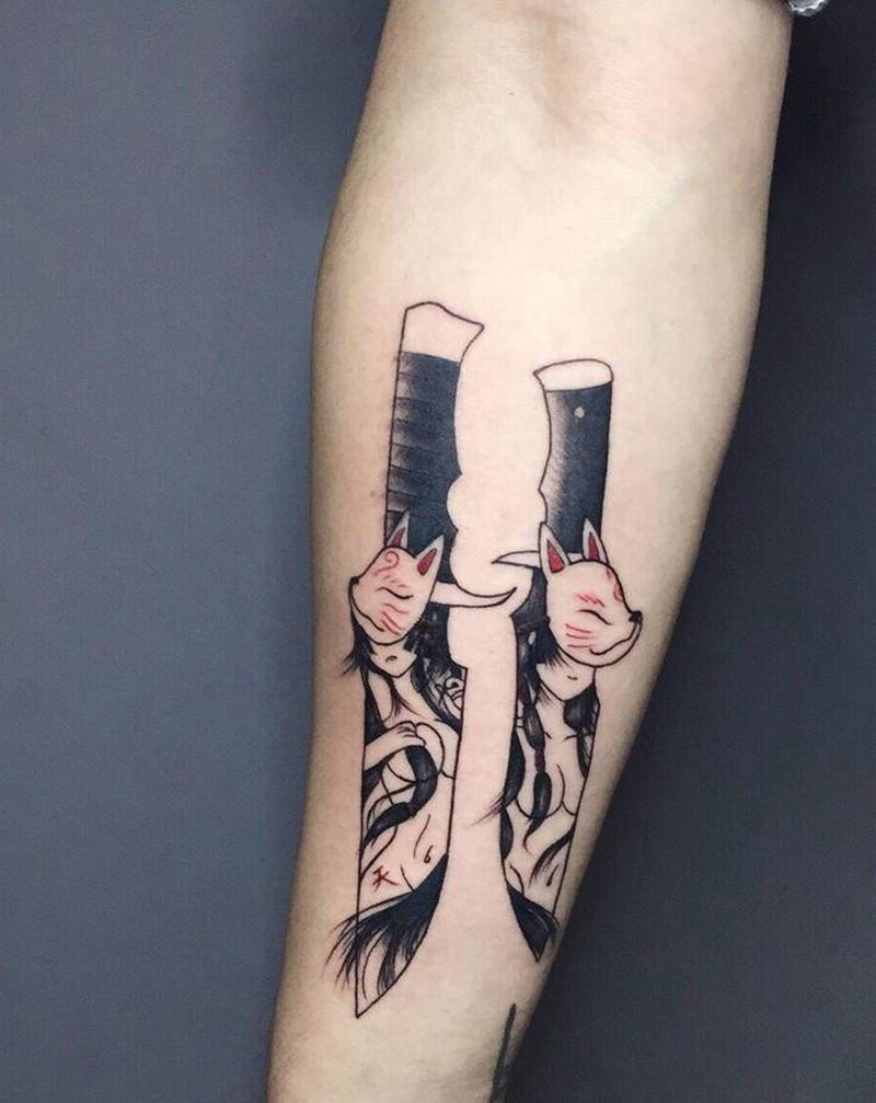 双匕首纹身图片_手臂手部New School几何匕首美女纹身图案