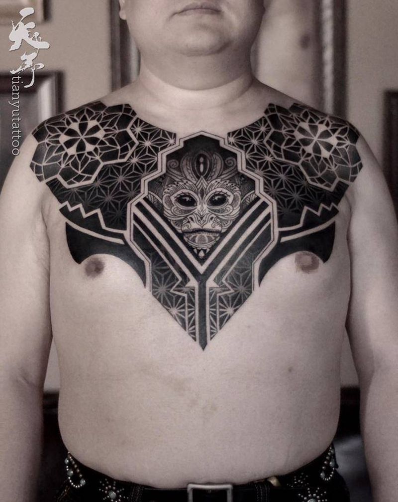 图腾纹身图片_胸部图腾纹身图案