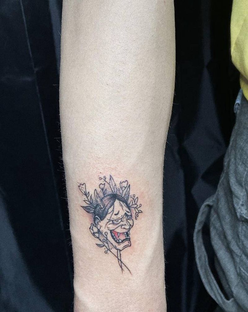 小般若纹身图片_手部手臂几何点刺小清新般若纹身图案