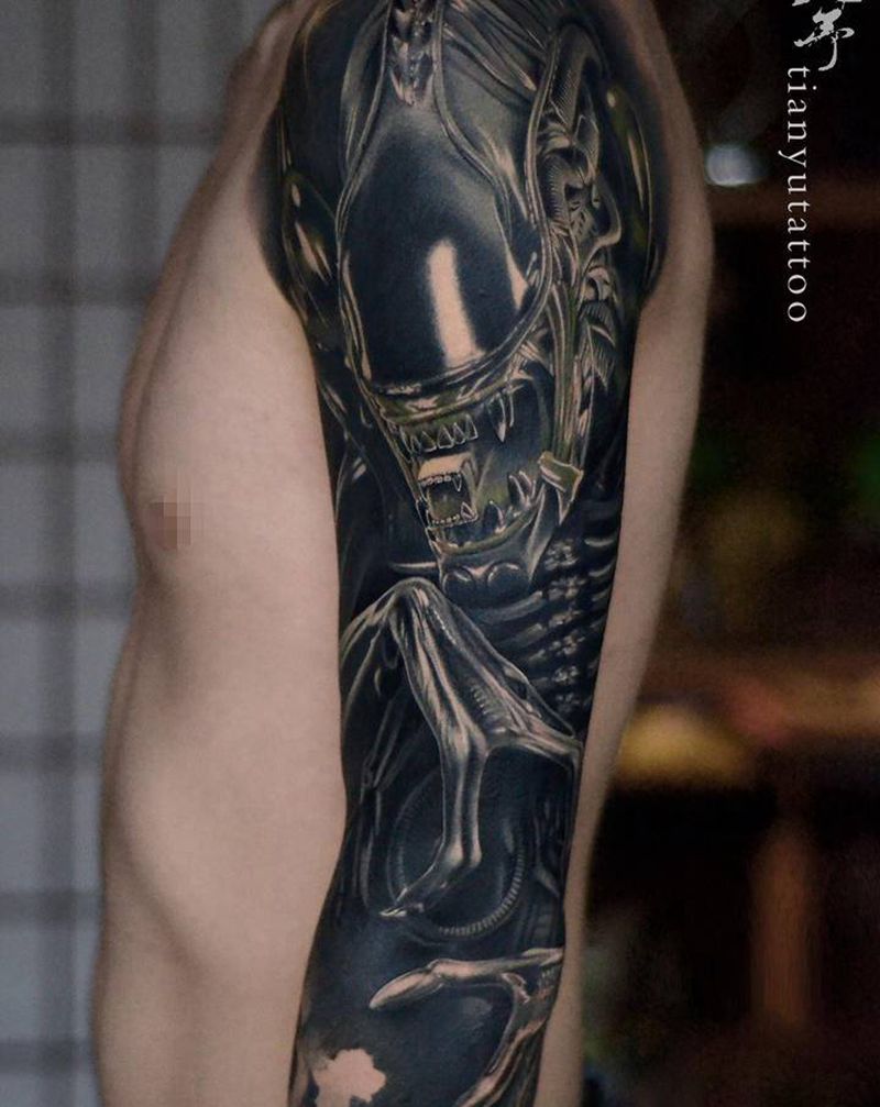 写实作品纹身图片_手臂欧美写实纹身图案