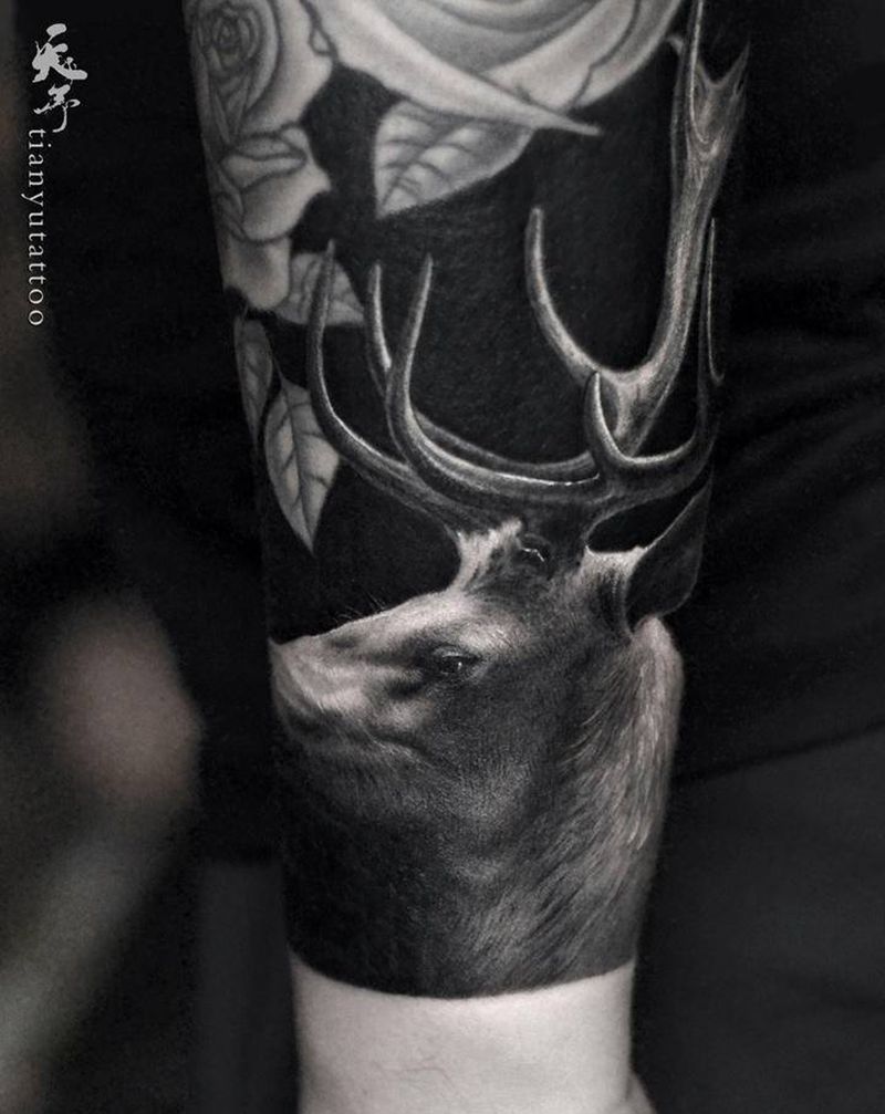 修改纹身纹身图片_手臂欧美写实纹身图案