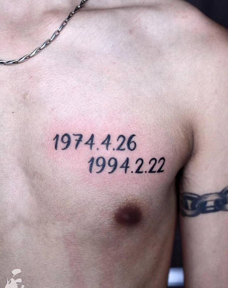 小字母作品纹身图片_胸部手臂字母作品纹身图案