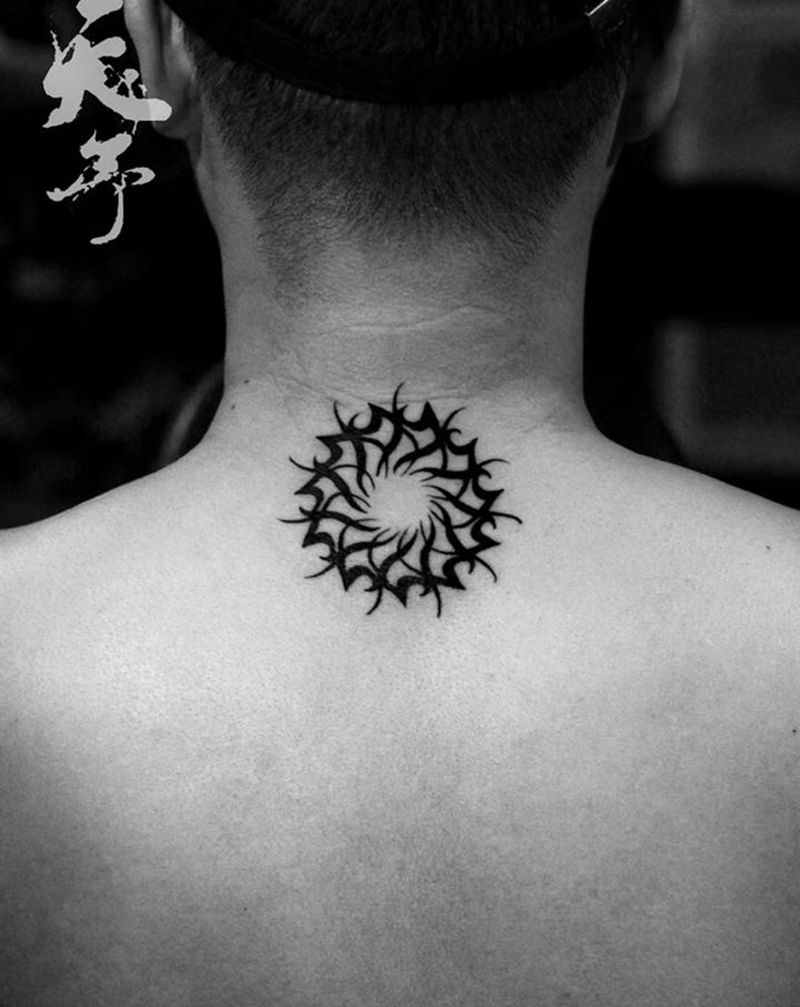 简约黑灰小图纹身图片_图腾纹身图案