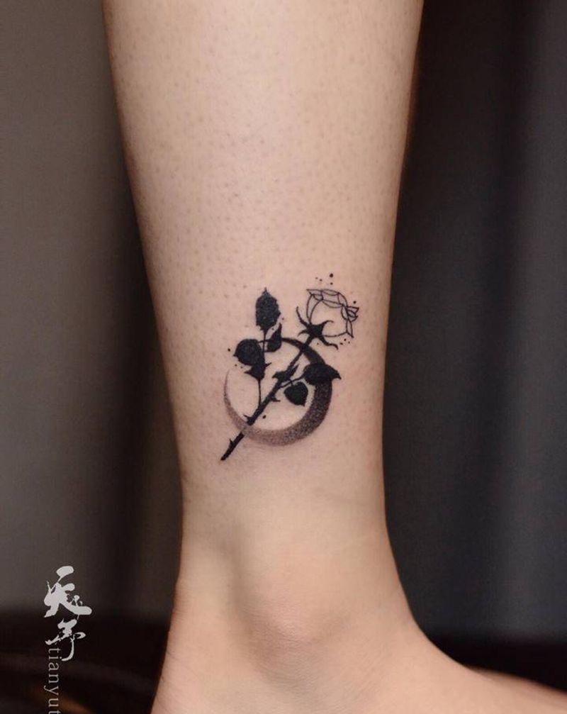 今日份小清新：玫瑰与月亮