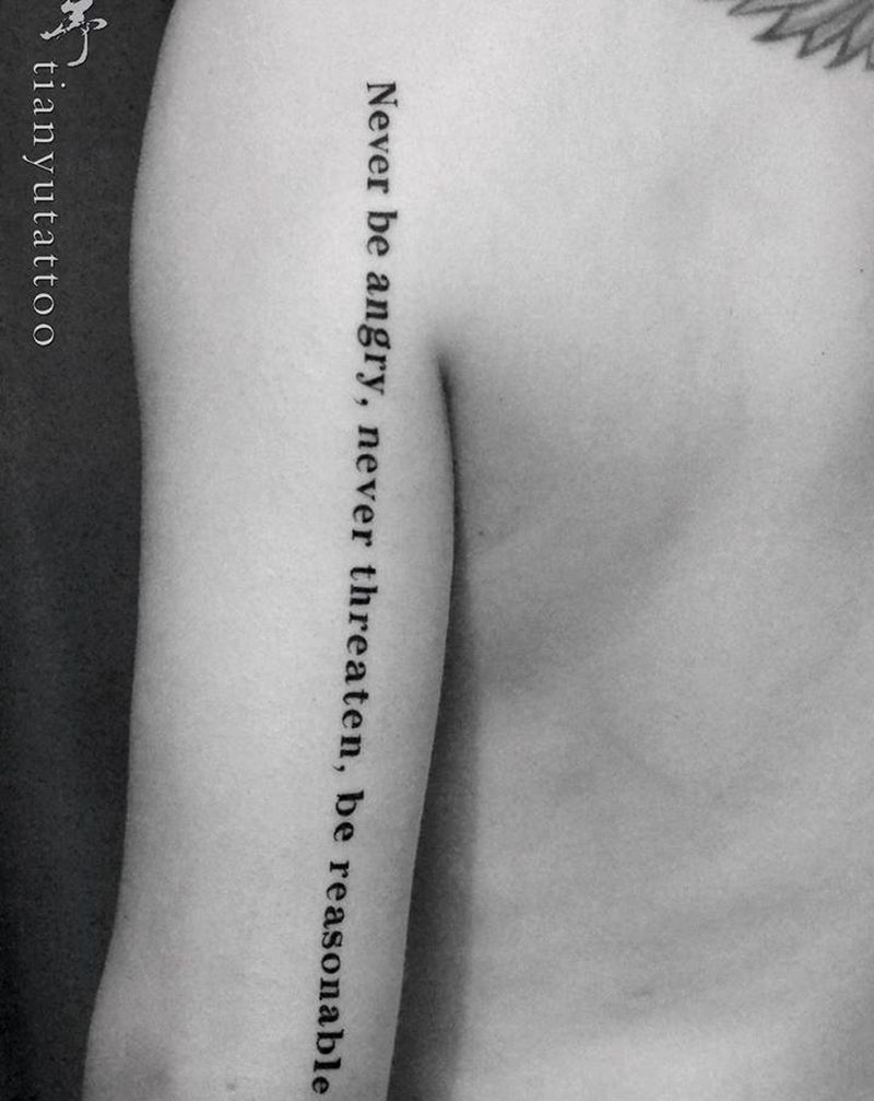 【字母作品】纹身图片_手臂图腾小字母纹身图案