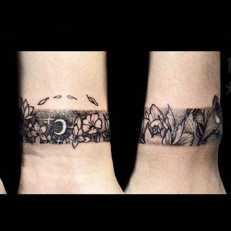 手腕臂环纹身图片_手部手臂几何点刺臂环鸟花纹身图案