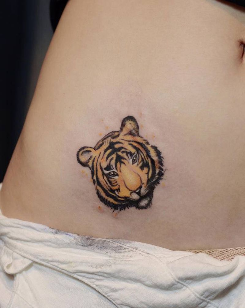 【每日作品】疤痕遮盖纹身图片_腹部水墨水彩纹身图案