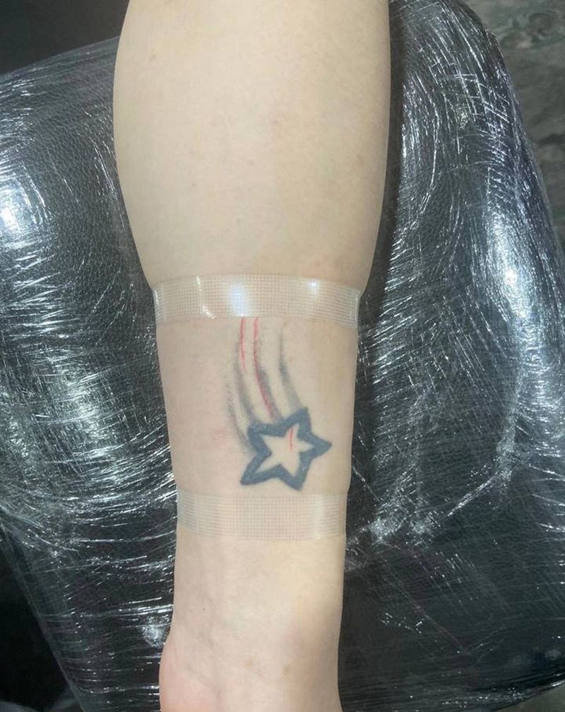 水浪臂环遮盖纹身图片_手部手臂老传统新传统水浪日式遮盖纹身图案