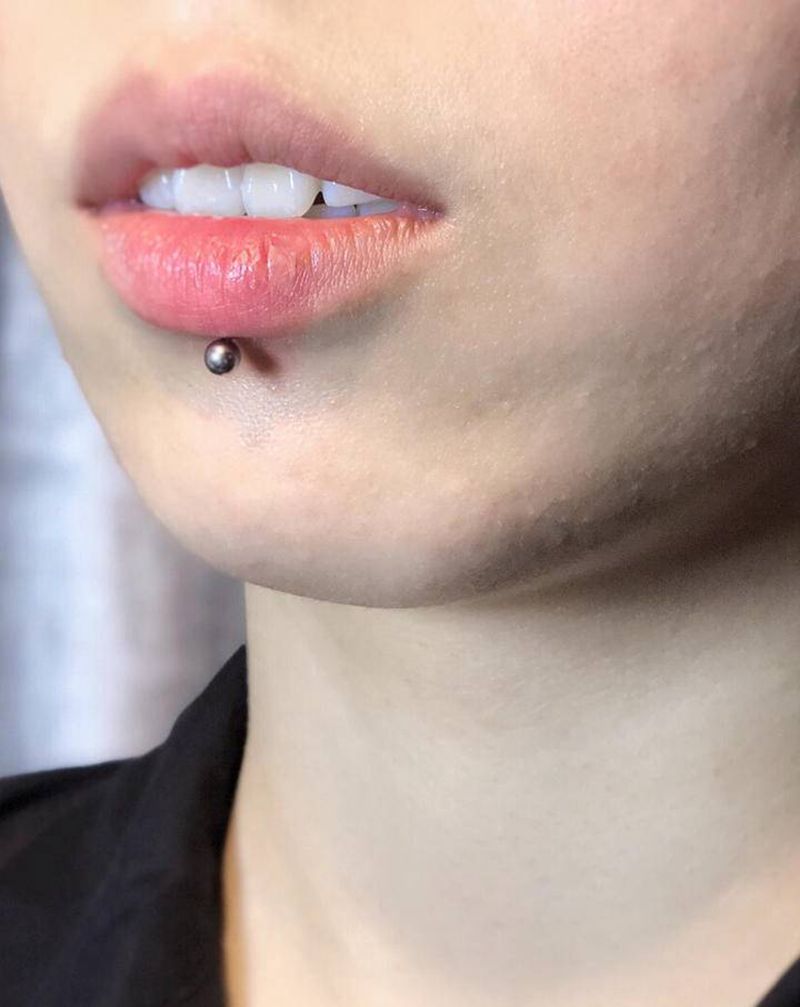 【穿孔工作】唇钉✨纹身图片_穿孔纹身图案