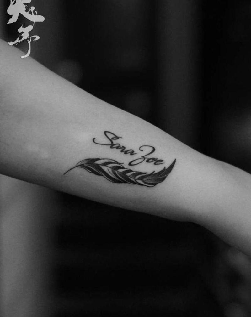 黑灰字母小图纹身图片_几何图腾纹身图案