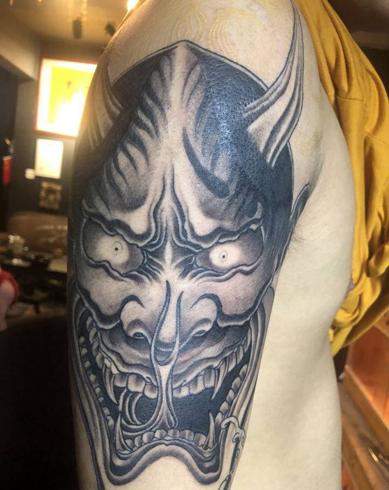 黑灰原创般若大臂纹身图片_手臂臀部新传统老传统纹身图案